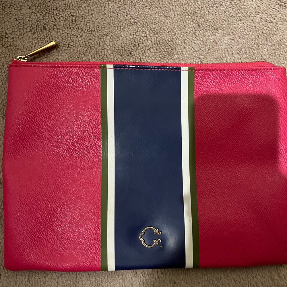 C wonder pouch